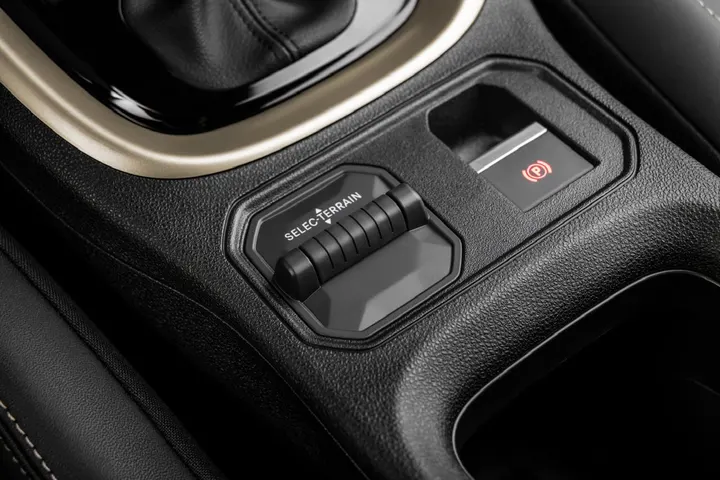 Selector de modos de manejo Selec-Terrain del Jeep Avenger